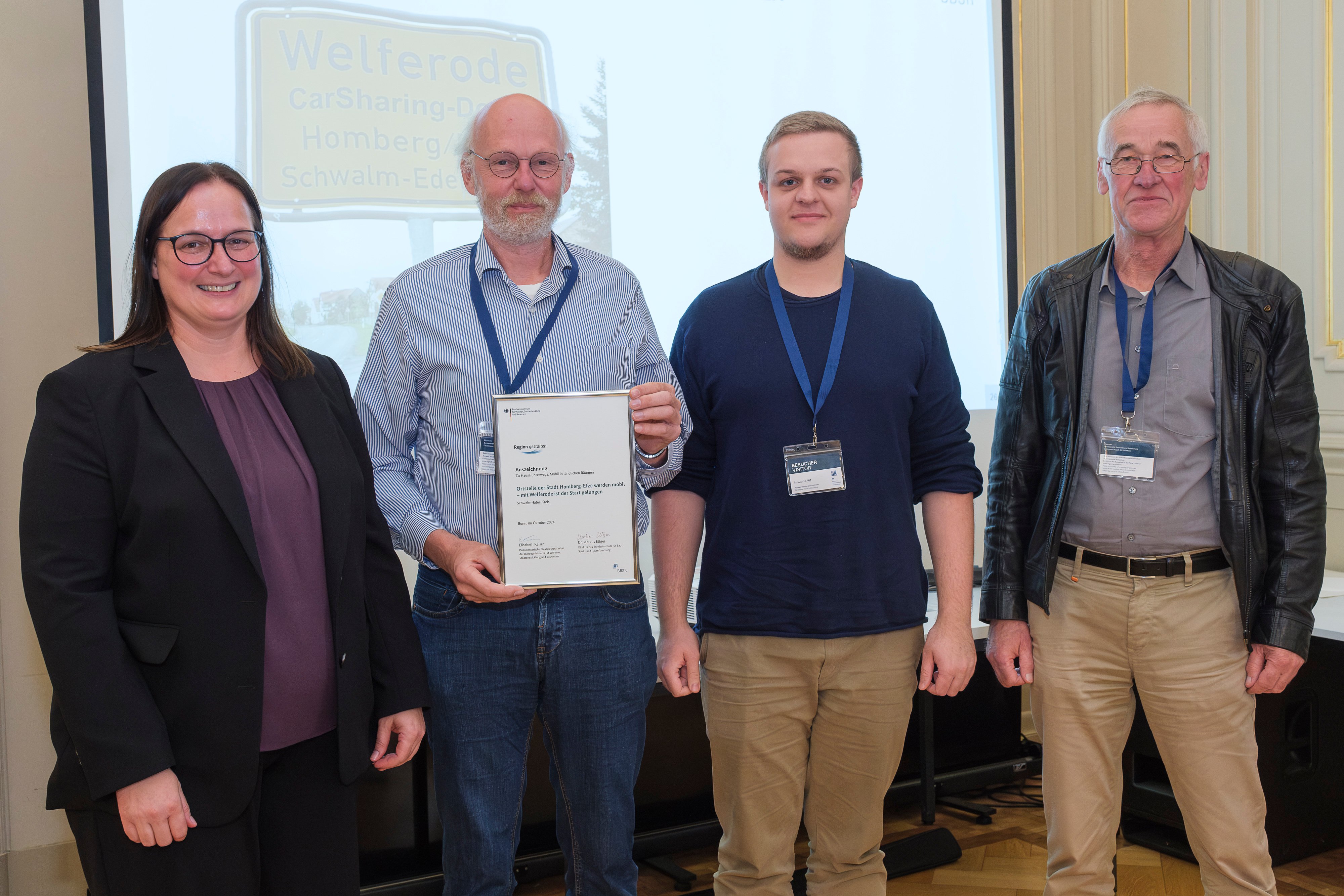 Bonn 24.10.2024, Preisübergabe Wettbewerb „Zu Hause unterwegs. Mobil in ländlichen Räumen“ Bundesinstitut für Bau-, Stadt- und Raumforschung (BBSR) im Bundesamt für Bauwesen und Raumordnung (BBR)